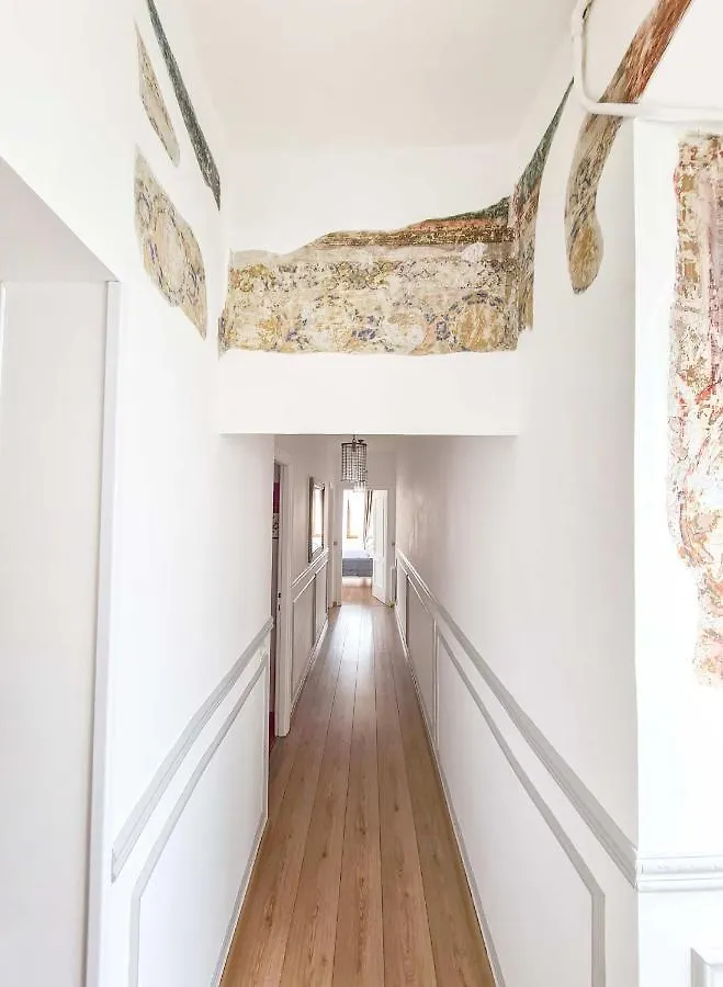 Via Vittoria Quattro Apartment Rome