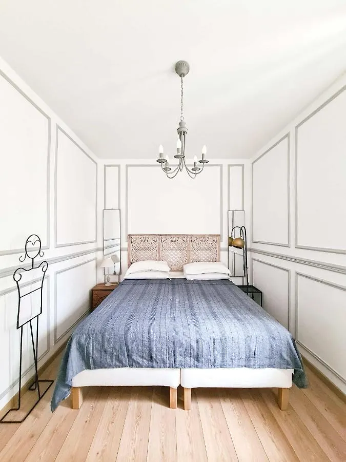 Via Vittoria Quattro Apartment Rome