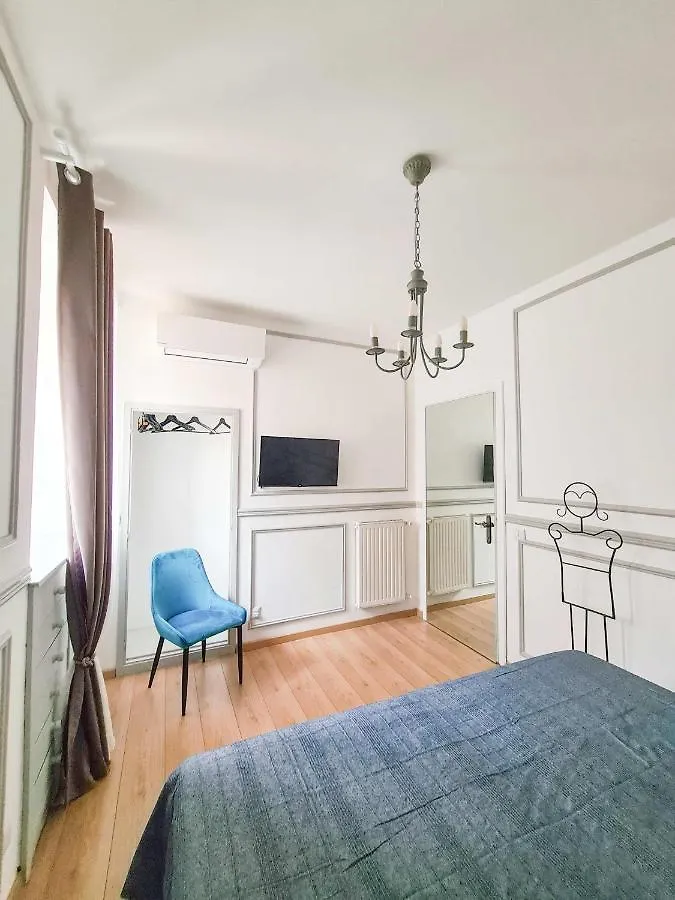Via Vittoria Quattro Apartment Rome 0*,
